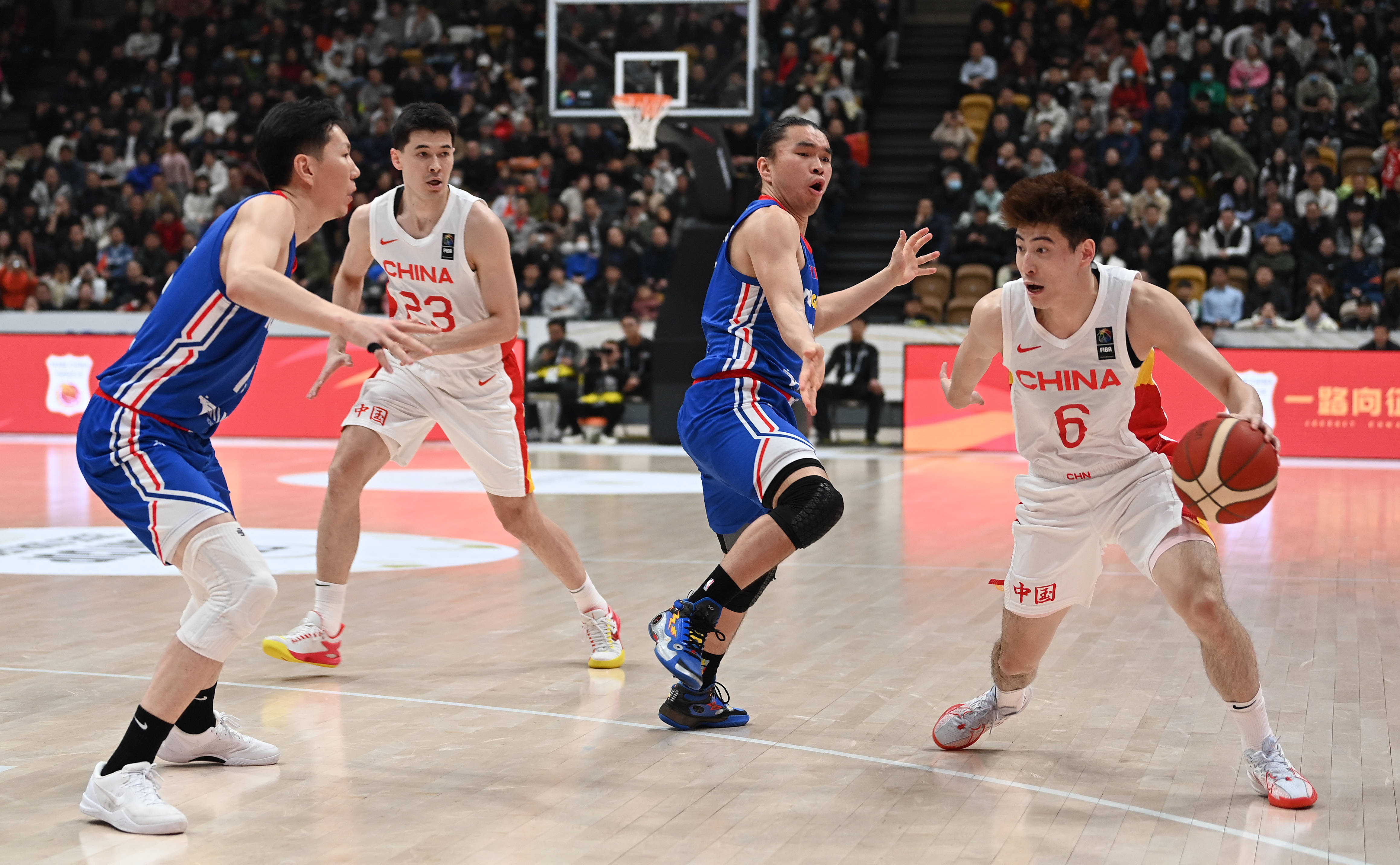 亚洲男篮锦标赛迎来决赛，焦点战即将上演
